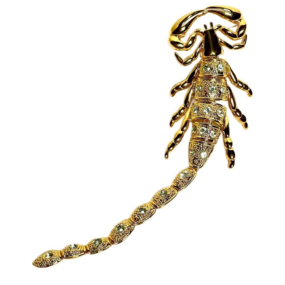 WIGGLES CRYSTALS Gold Scorpion Pendant purchased 2010 never used 7” x 1 3/4“